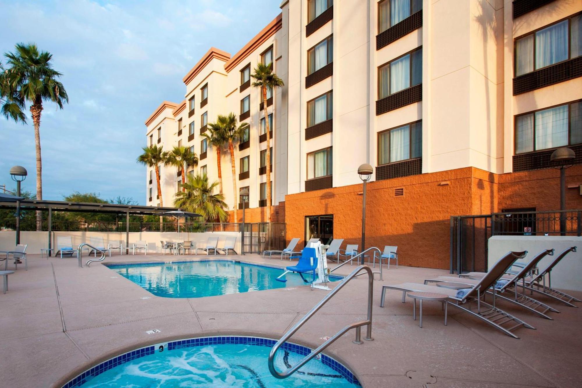 Springhill Suites Phoenix Tempe Airport Экстерьер фото